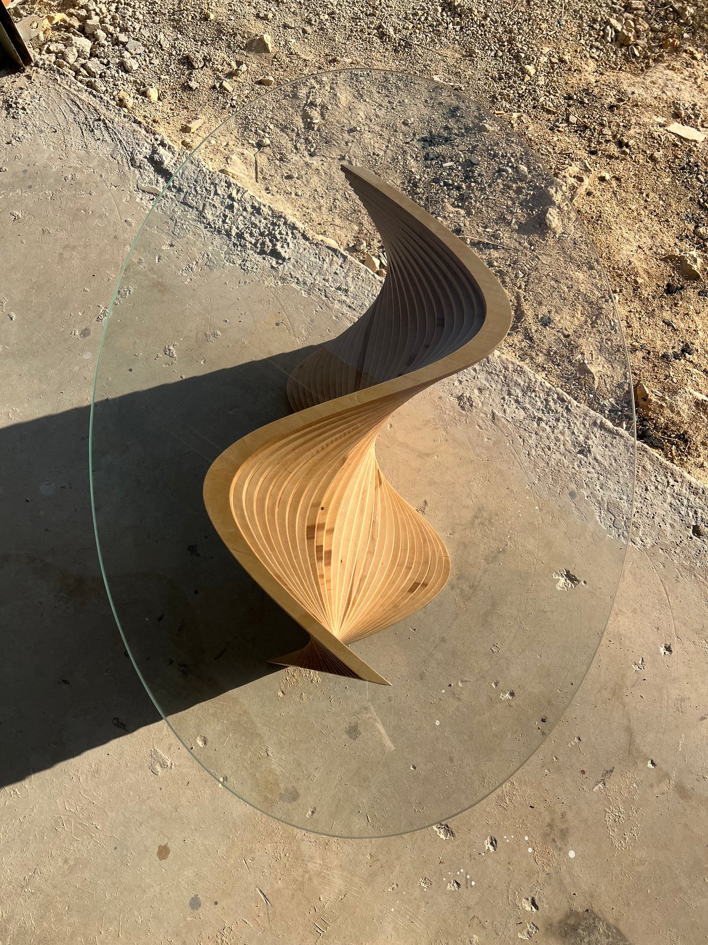 Poppy Table