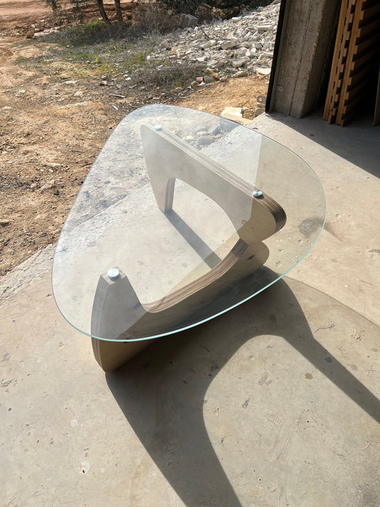 Nova Table